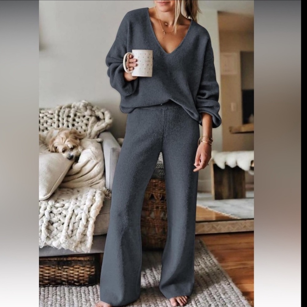 Gray V-Neck Sweater Set Relaxed Fit